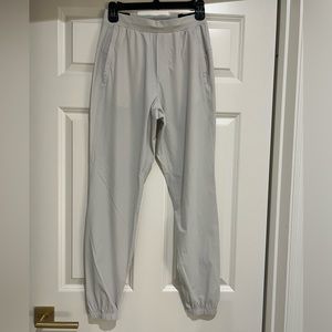 EUC Mens Lululemon Surge Jogger